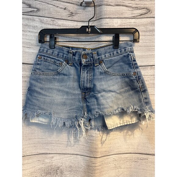 Levis Distressed Denim Cutoff Shorts Frayed Hem Size - Picture 1 of 4